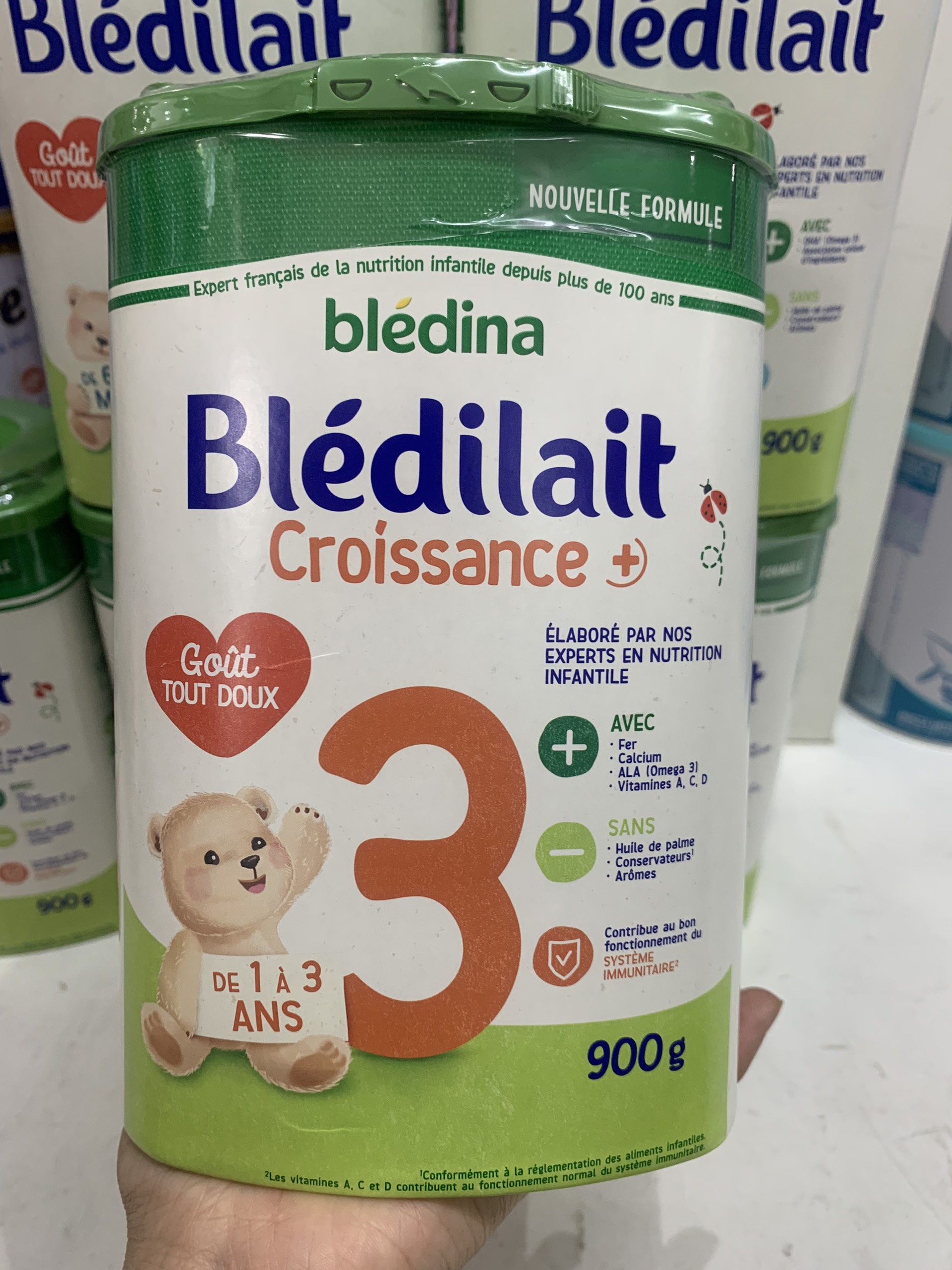 Sữa bột Bledilait Bledina Pháp số 3 cho bé từ 1 - 3 tuổi hộp 900g
