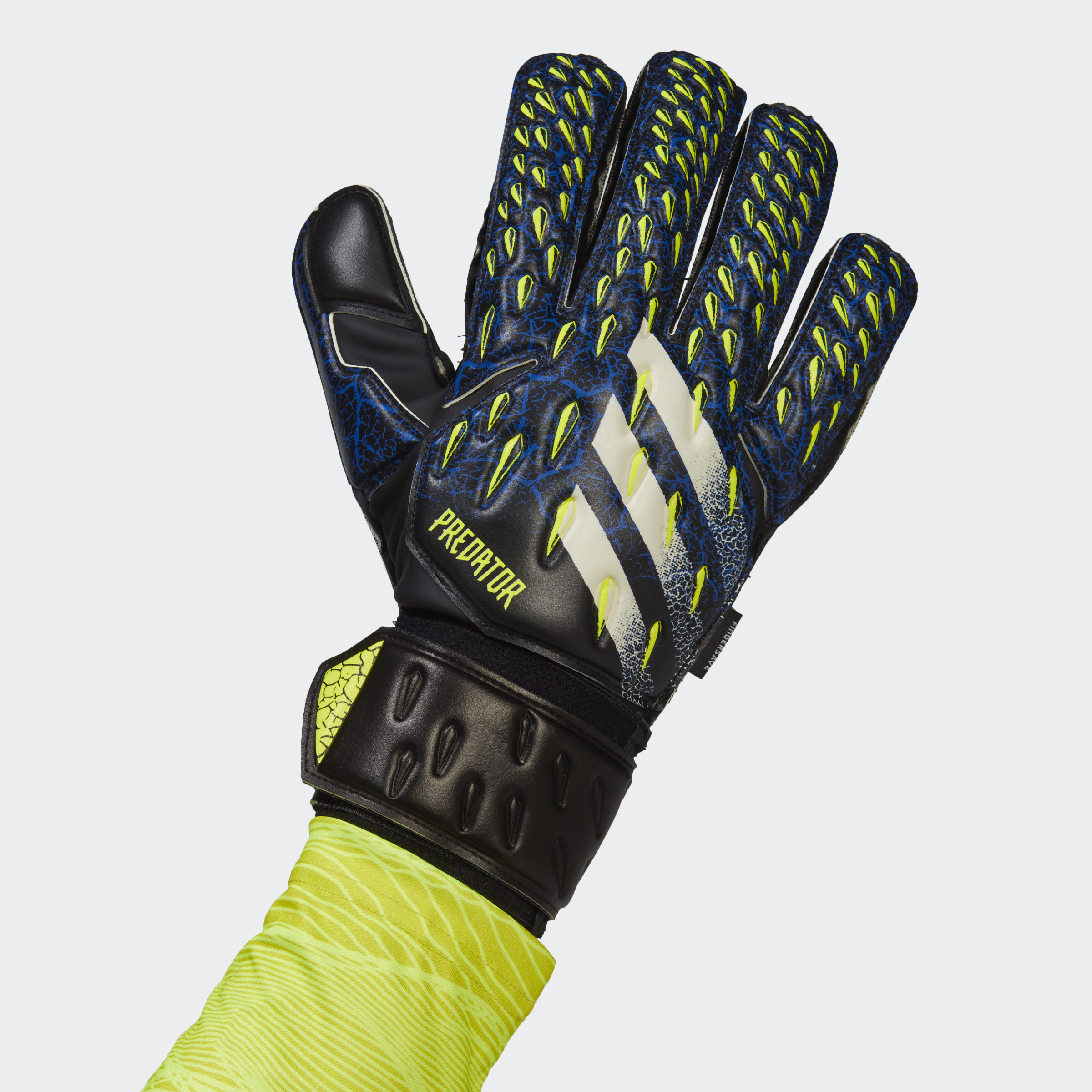 adidas soccer gloves