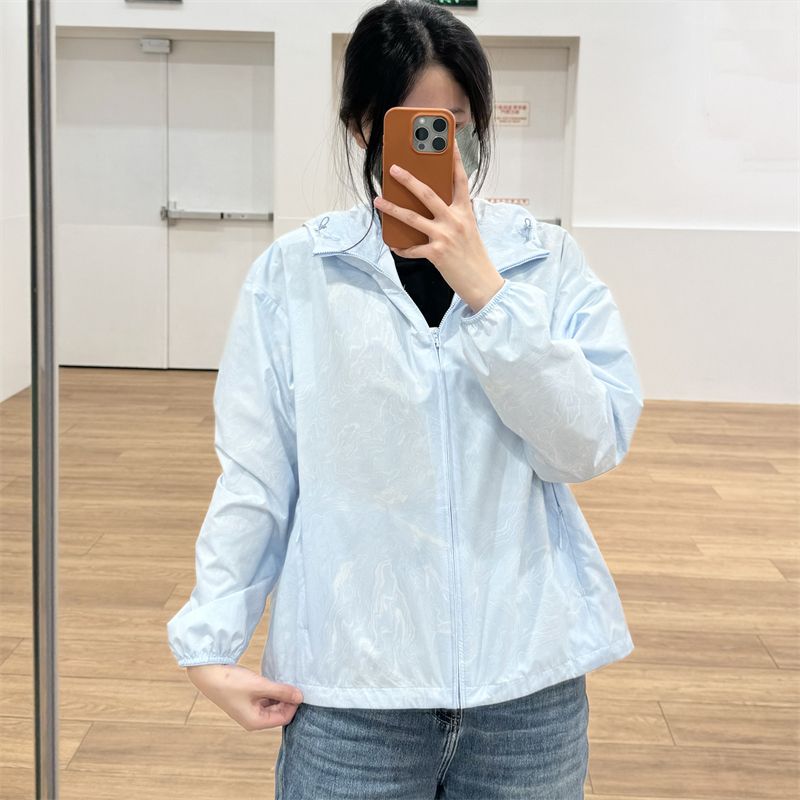 Uniqlo nhật bản duy nhất 2024 mùa hè mới của phụ nữ quần áo chống nắng xách tay chống UV hoodie áo m