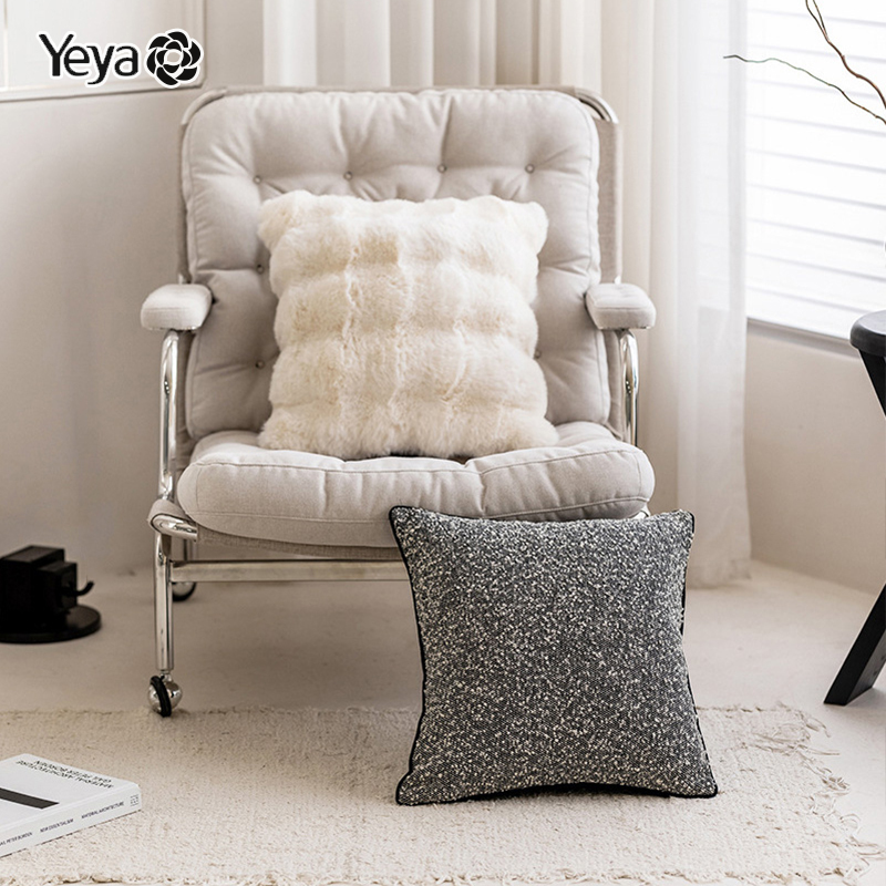 YEYA หมอนเบาะ เบาะรองนั่ง Modern Simple สีดำและสีขาว Chenille เบาะ Jacquard เบาะภาษาฝรั่งเศสคำ Light Luxury Home โซฟาห้องนอนนุ่มตกแต่งเบาะ ราคา 111 บาท*ส่งฟรี