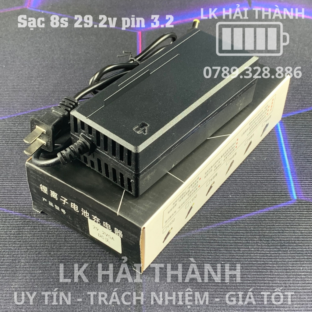 Sạc 8s 29.2v 5a có quạt cao cấp cho pin sắt LFP 3.2v