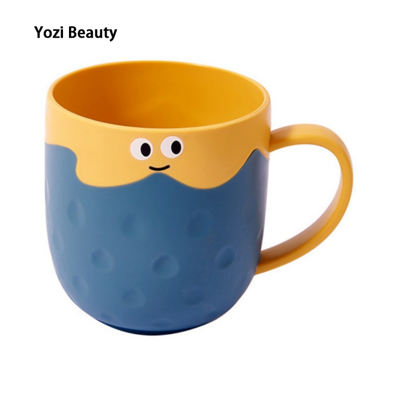 TIANLEYU TIANLEYU Cute cartoon strawberry patterned plastic toothbrush cup, suitable for children ราคา 47 บาท*ส่งฟรี