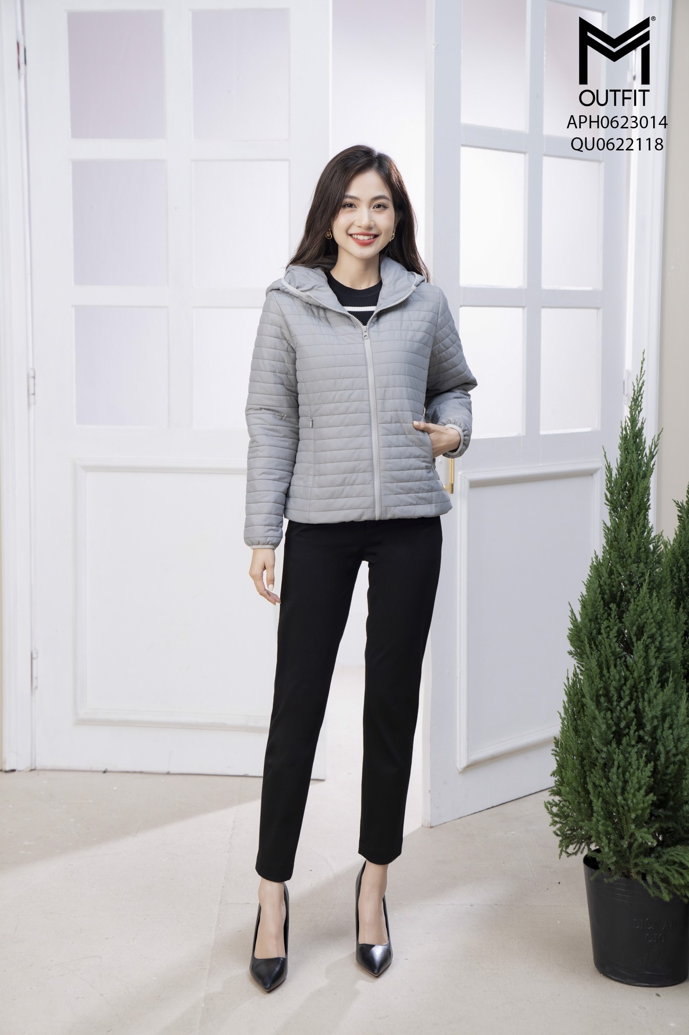 Áo phao dáng ngắn, có mũ cao cấp Mmoutfit