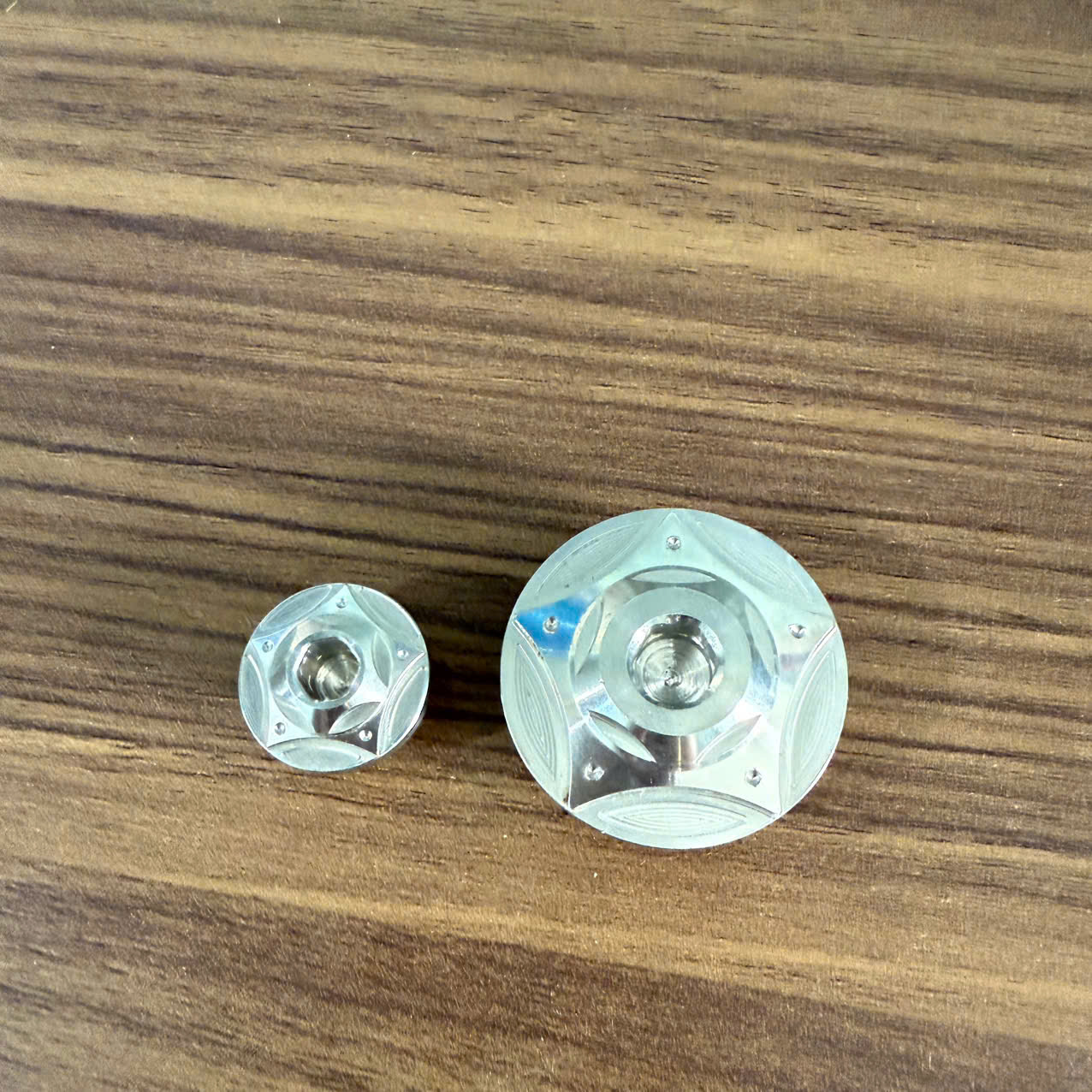 Ốc mâm Lửa đầu Mũi tên Honda - Yamaha - Suzuki Đồ Chơi Xe Giá Sỉ 1598118814