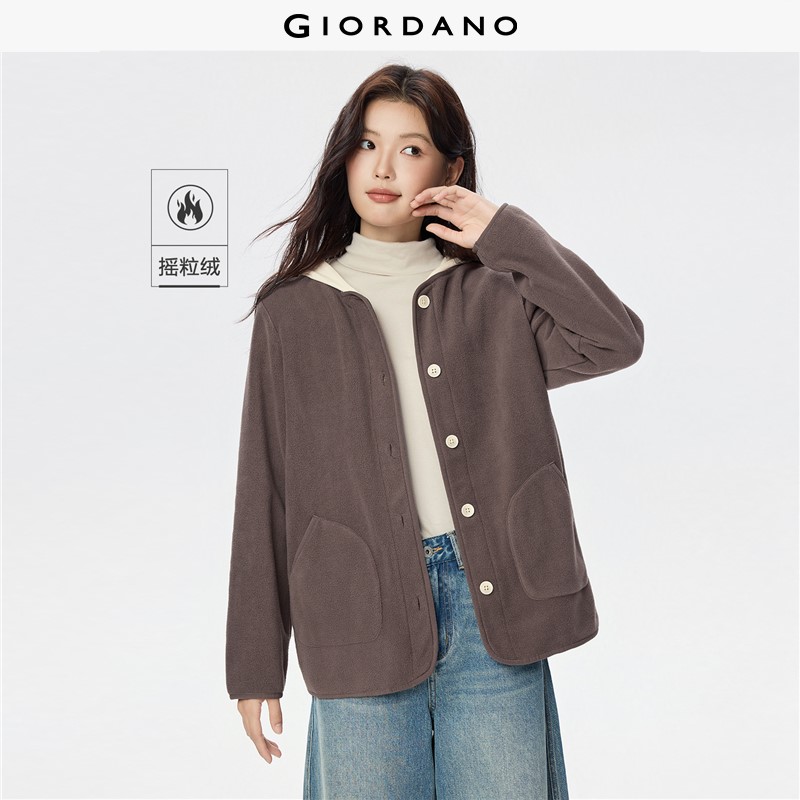 GIORDANO Women Jackets Fake 2-Piece Detachable Hoodie Jackets Button Closure Fashion Casual Soft Warm Fleece Jackets 05375865 ราคา 2,379 บาท*ส่งฟรี