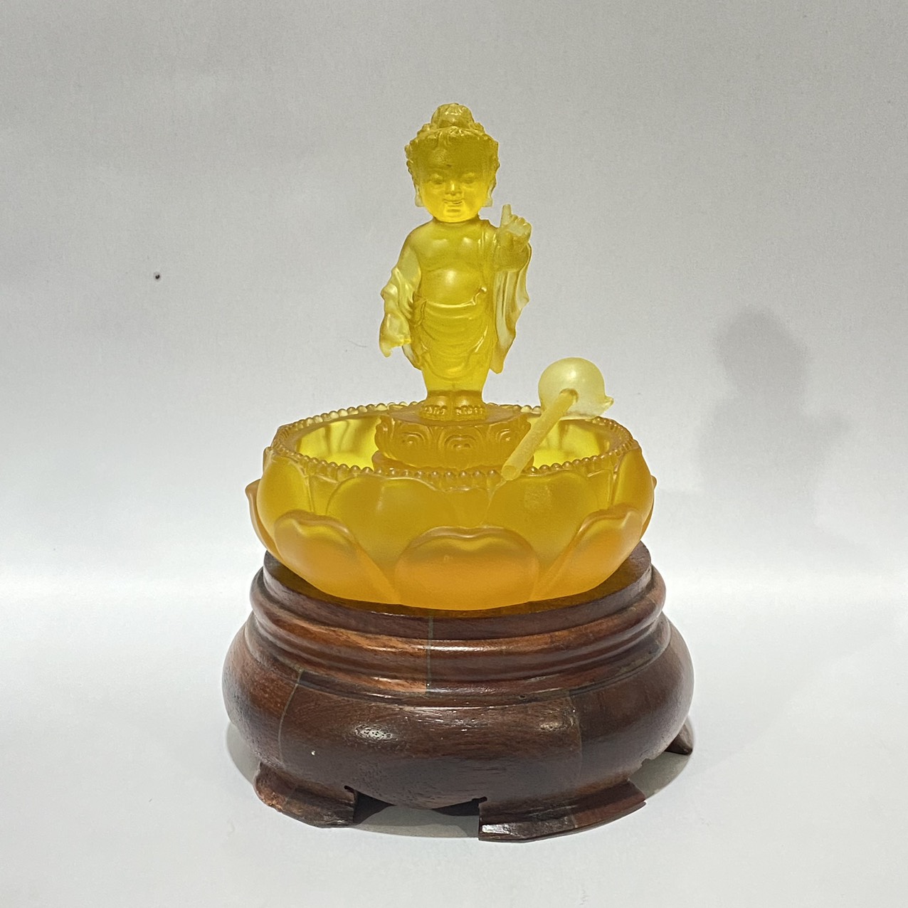 Bộ tắm phật đản sanh mini cao 12cm gía rẻ kèm gáo nước và chậu cực xinh