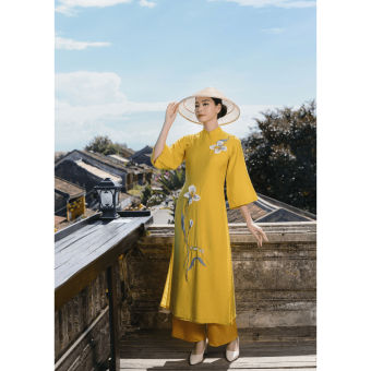 Áo Dài suông chất liệu linen tơ thêu hoa nổi - Vàng | Hà Cúc
