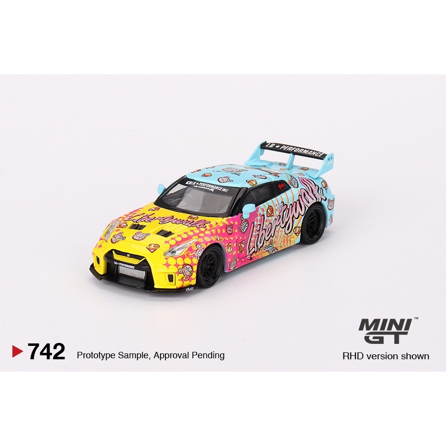 Mini Gt Lbwk Truck 1:64 Diecast Model Car - Right-Hand Drive