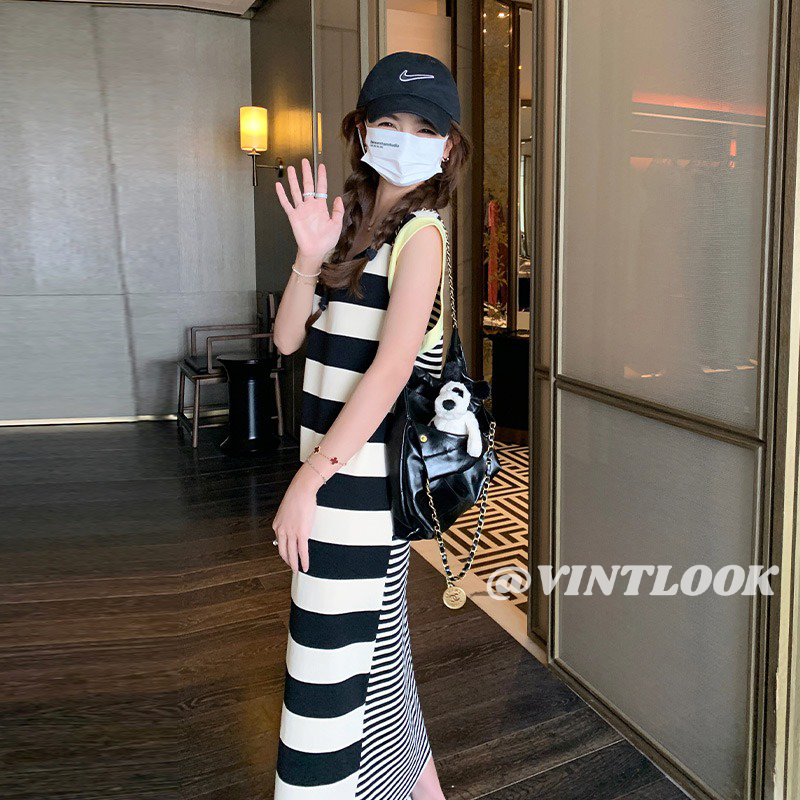VINTLOOK Women's Summer Striped Sleeveless Midi Dress with U-Neck and Knit Fabric ราคา 134 บาท*ส่งฟรี