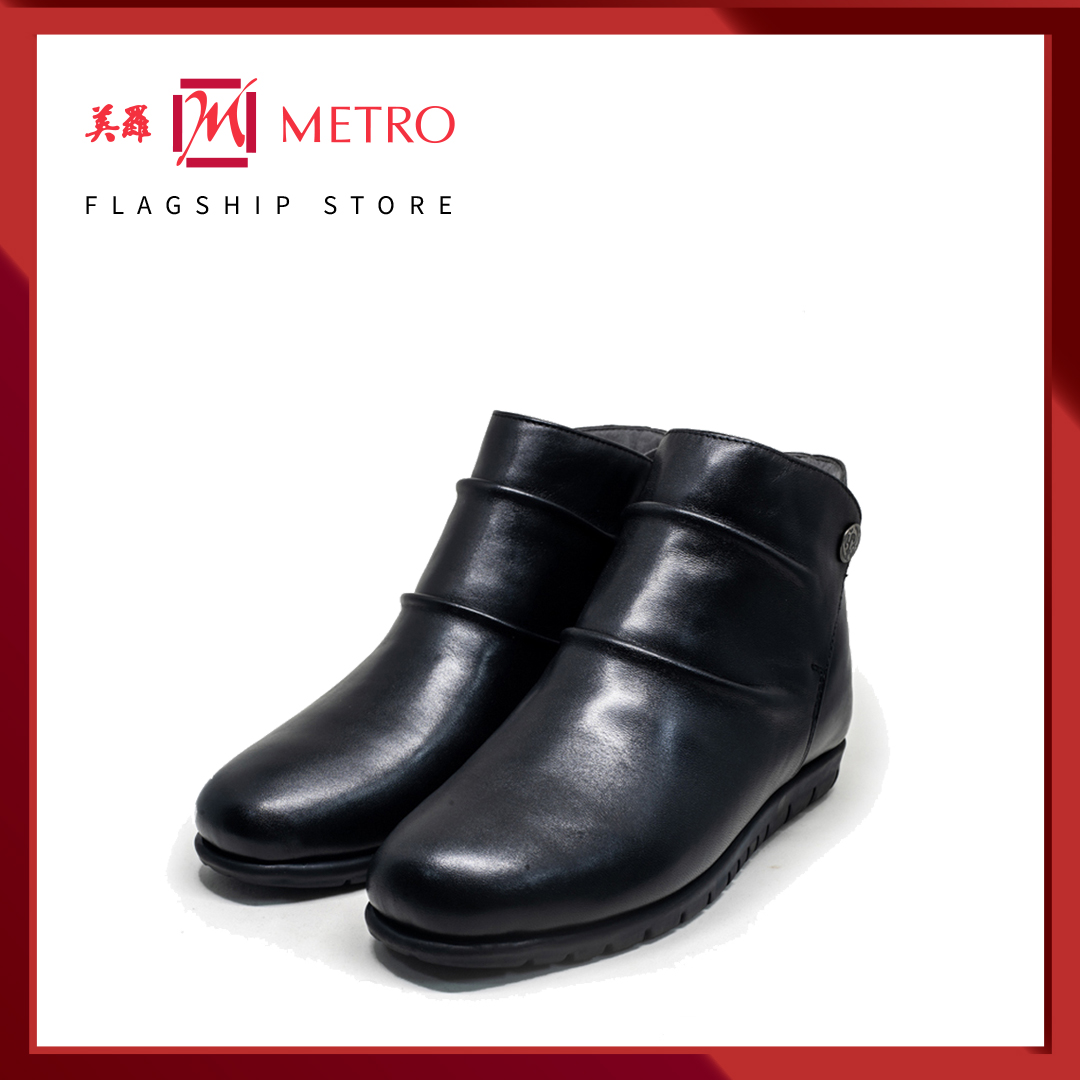 black ankle boots pointed toe
