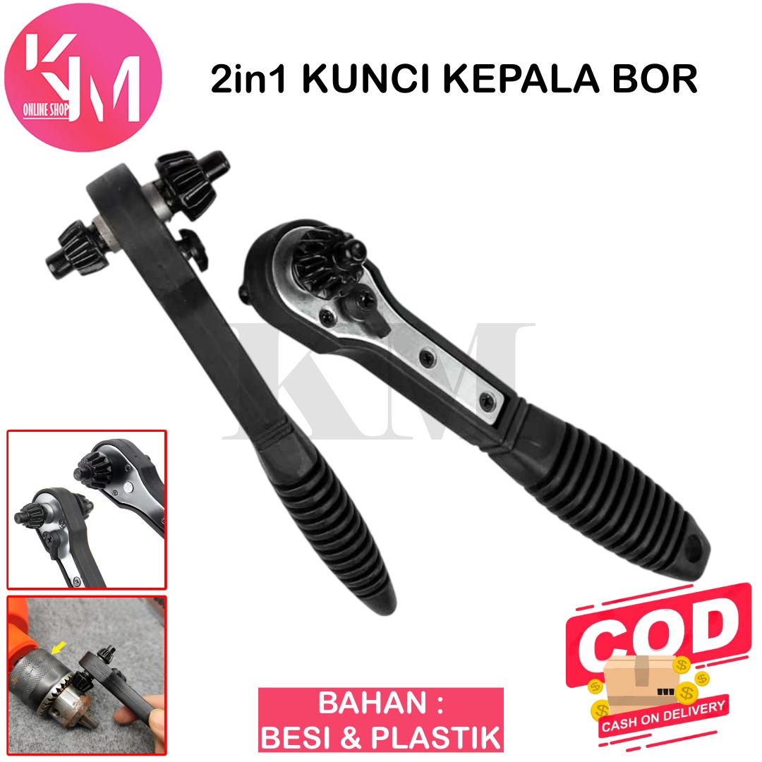 Katta xorozni sorayotgan fotosini surati