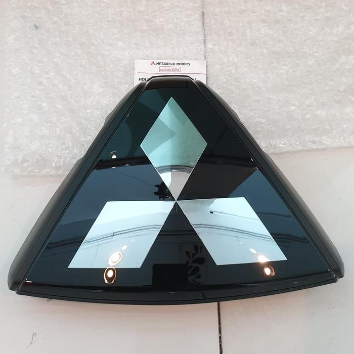 Emblem Logo Tiga Berlian Glass Asli Mitsubishi All New Pajero Sport Harga 6,104,000 rupiah*Gratis Ongkir