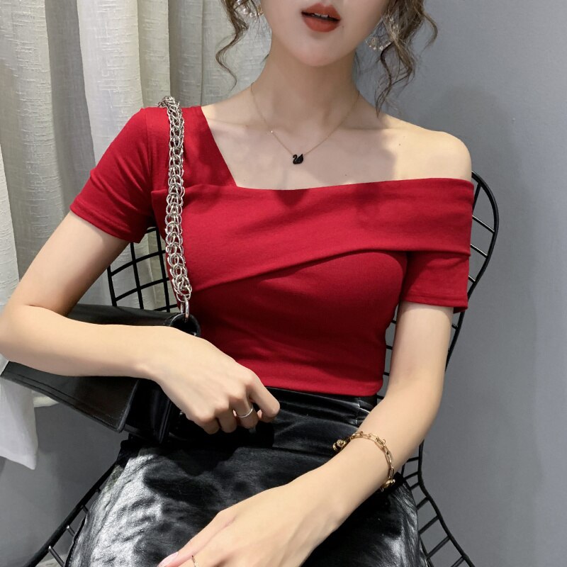 2023 đỏ đen Trắng Màu Xanh Lá Cây Áo phông lệch Phụ Nữ Sexy hở lưng bó sát Ngắn T Áo Sơ Mi cổ áo lệc