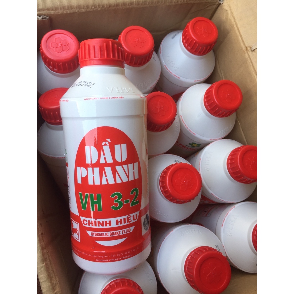 Dầu phanh ô tô xe máy chai 1 lít
