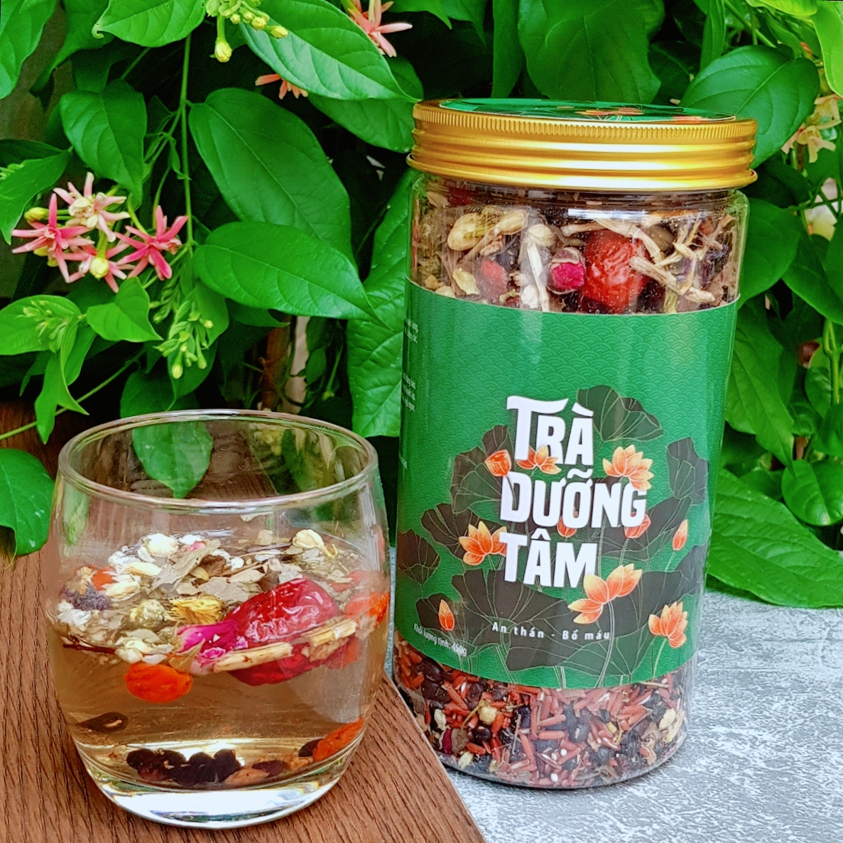 Trà thảo mộc dưỡng tâm, an thần bổ máu