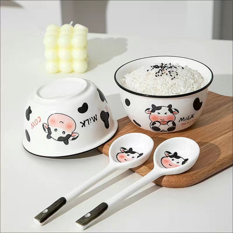 Set bát ăn cơm bằng sứ hình con bò sữa - chén ăn cơm cho bé hoạt hình dễ thương kèm thìa