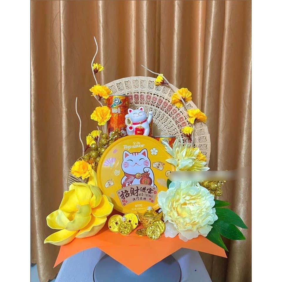 Set hoa mộc lan đỏ Vip trang trí bánh Tết, tặng kèm đế và keo nến