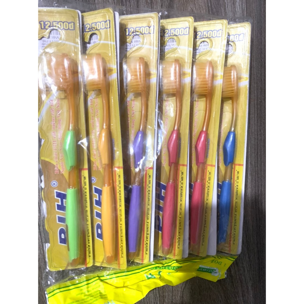 Sỉ 1 vỉ 12 bàn chải đánh răng người lớn ph siêu rẻ ; siêu mềm