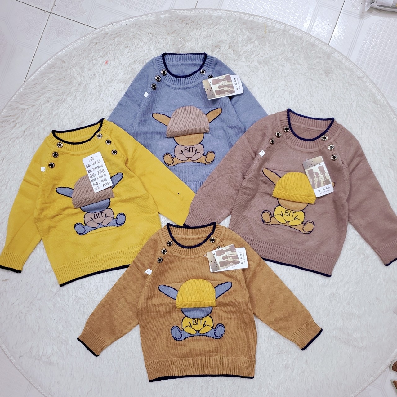 Áo len dài tay mùa đông chui đầu có cúc vai hàng quảng châu len mịn dày dặn cho bé trai 6-12kg