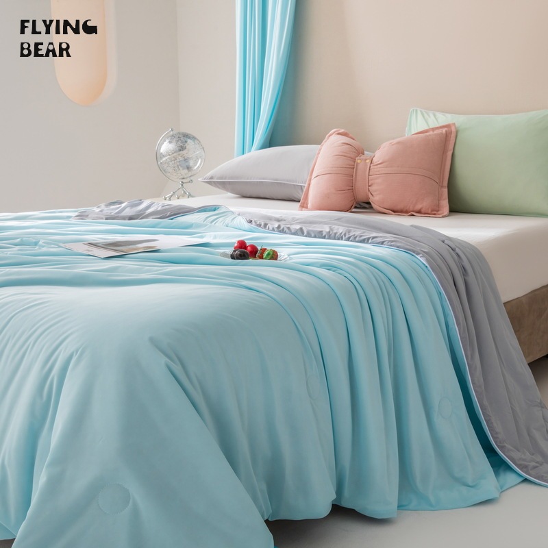 Ice Cream Cool Feeling Silk Summer Cool Quilt Machine Washable Ice Silk Thin Quilt Summer Air Conditioning Quilt Solid Color Summer Quilt ราคา 540 บาท*ส่งฟรี