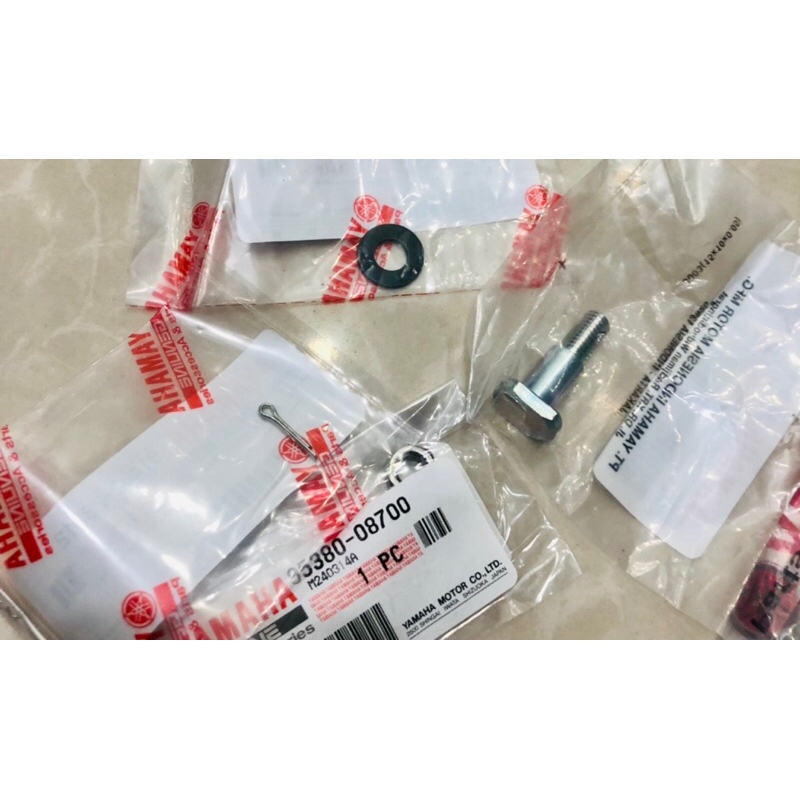 Ốc má đùm tán má đùm ốc má phanh sau si. ex chính hãng YAMaha