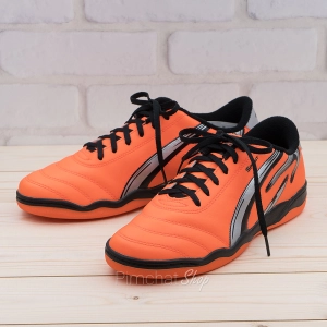 ภาพหน้าปกสินค้าGIGA รองเท้าฟุตซอล รองเท้ากีฬา รุ่น FG410 สีส้ม ซึ่งคุณอาจชอบสินค้านี้