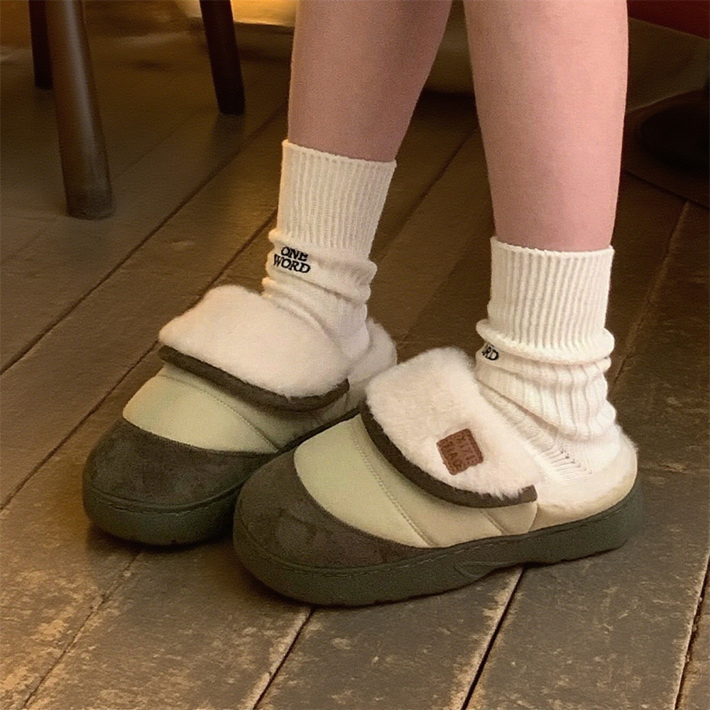 WY-XIXITIAO Retro Color-Block Cotton Slippers for Women Winter 2025 New style student outdoor warm casual home fashion fleece-lined cotton shoes ราคา 332 บาท*ส่งฟรี