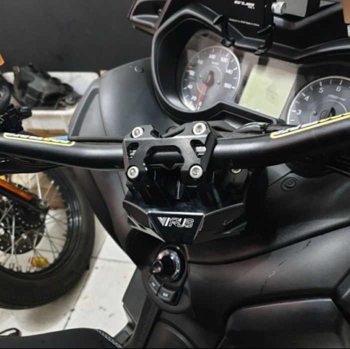 RAISER STANG XMAX CNC HANDLE BAR MOUND XMAX COVER STANG VIRUS XMAX SET TERBARU 2024 Harga  1,361,250 Ringgit*Penghantaran Percuma