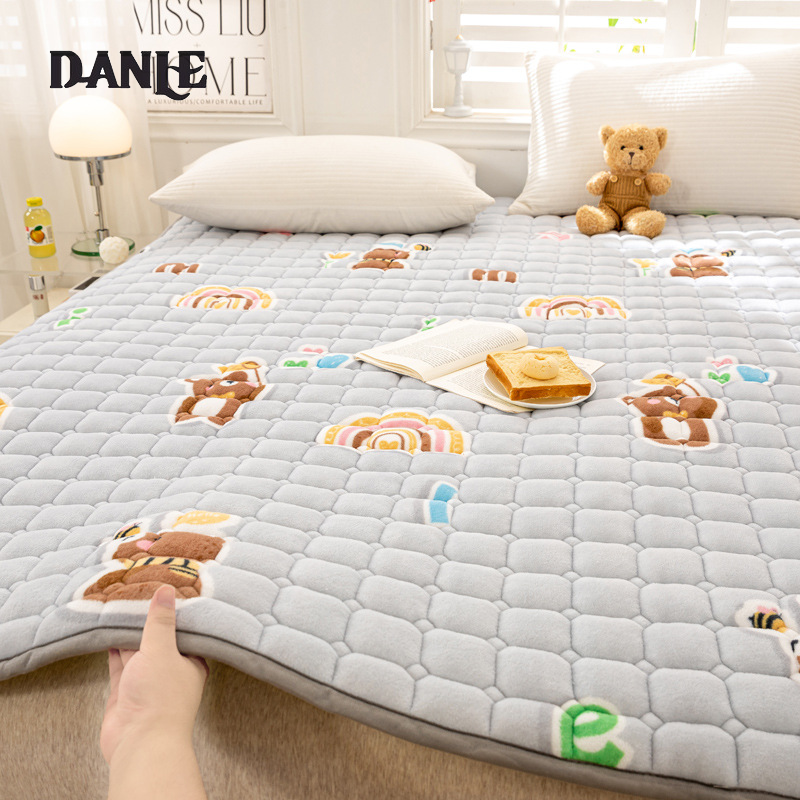 Milk fleece mattress upholstered non-slip mattress double household single dormitory cotton mat futon bedding winter warm mat ราคา 512 บาท*ส่งฟรี