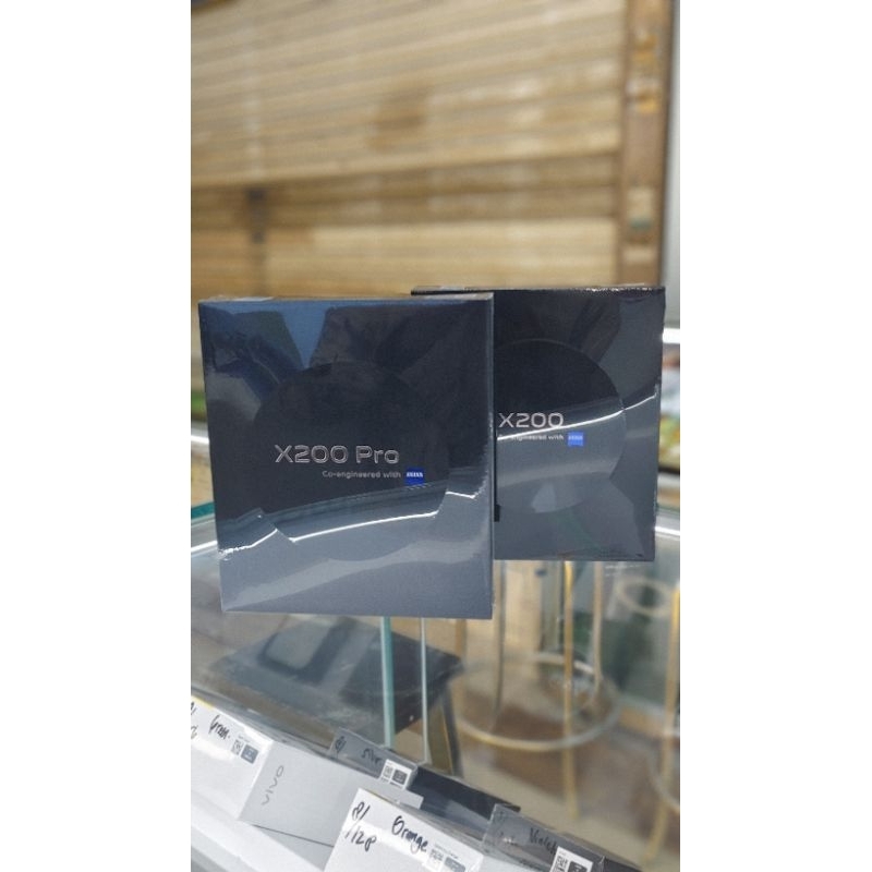 New Vivo X200 Pro 12/512 Zeiss Camera Harga 29,800,000 rupiah*Gratis Ongkir