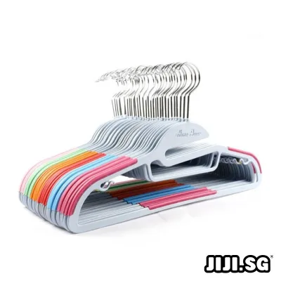 Anti-Slip Smart Hanger (20pcs Set) - (FREE DELIVERY) Bundle / Closet Organizer / Clothes Hangers / Laundry (JIJISG)