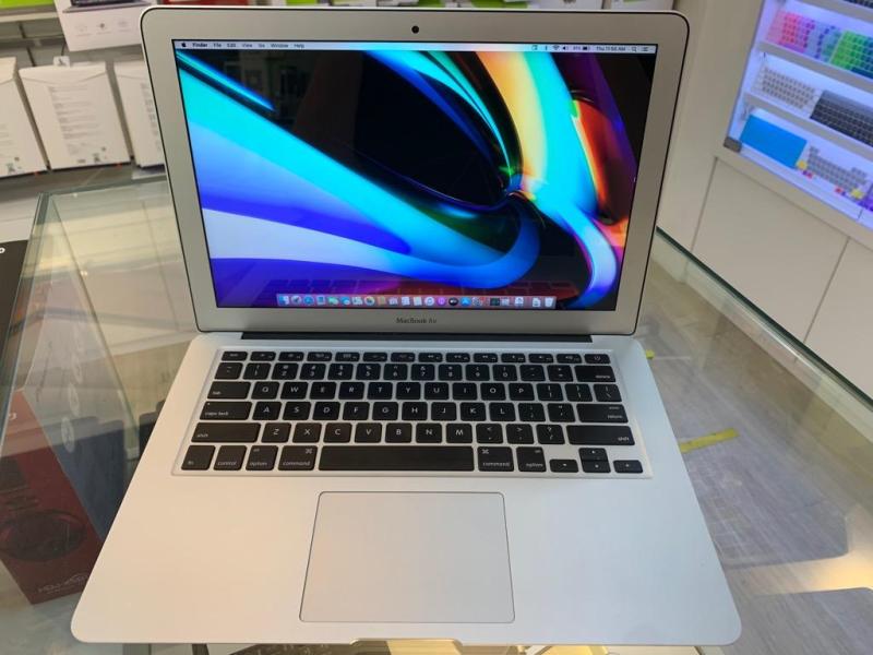 Mac Book Air (Catalina) 13-inch Early 2015