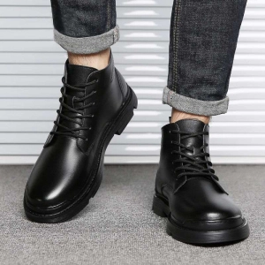 สินค้า Men\'s fashionable leather boots with high-top leather lace-up or hiking shoes