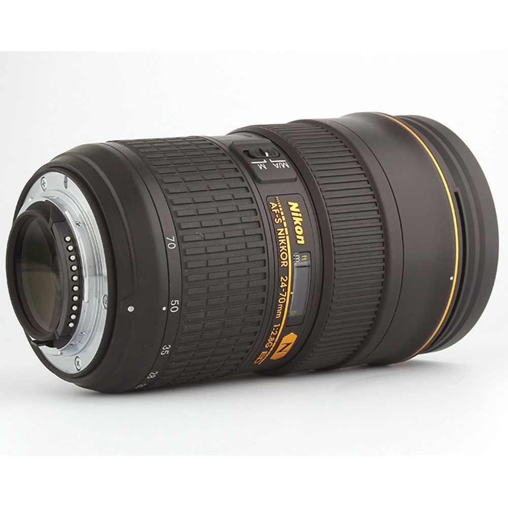 nikon d750 with lens