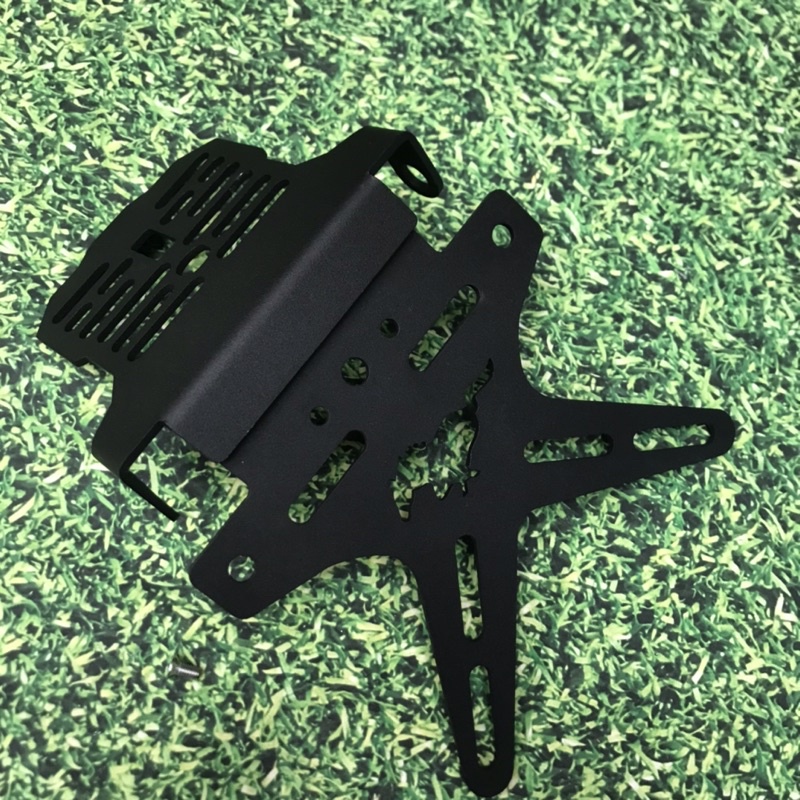Pát pass biển số gập nam châm moto pkl , pkn :gsx , r15 , z1000, z400…chắn chắn có chỗ bắt xi nhan