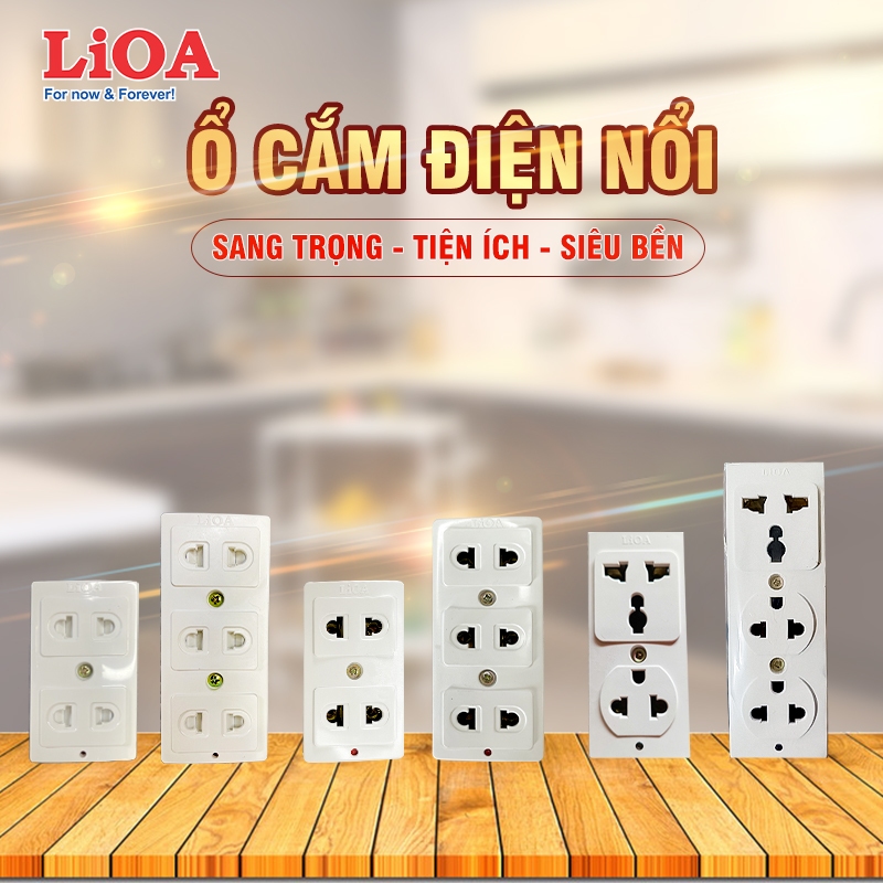 Ổ cắm điện nổi LIOA, 3 ổ cắm 2 lỗ cắm, OC3KD