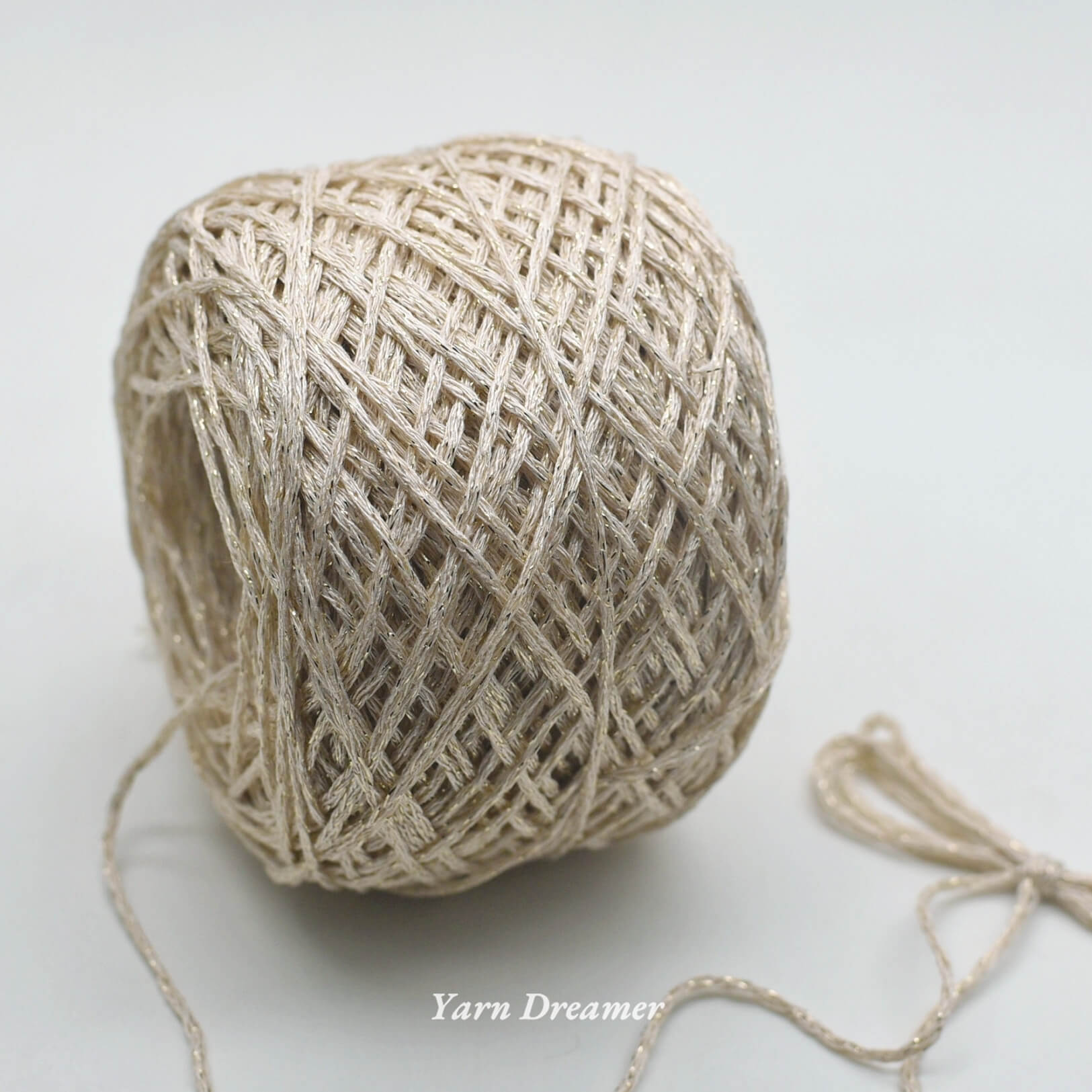 Luxury Gold Crochet Thread Glitter Yarn for Crochet Shiny Thin Tape Yarns for Crafts Shiny Yarn for Bag Knitting