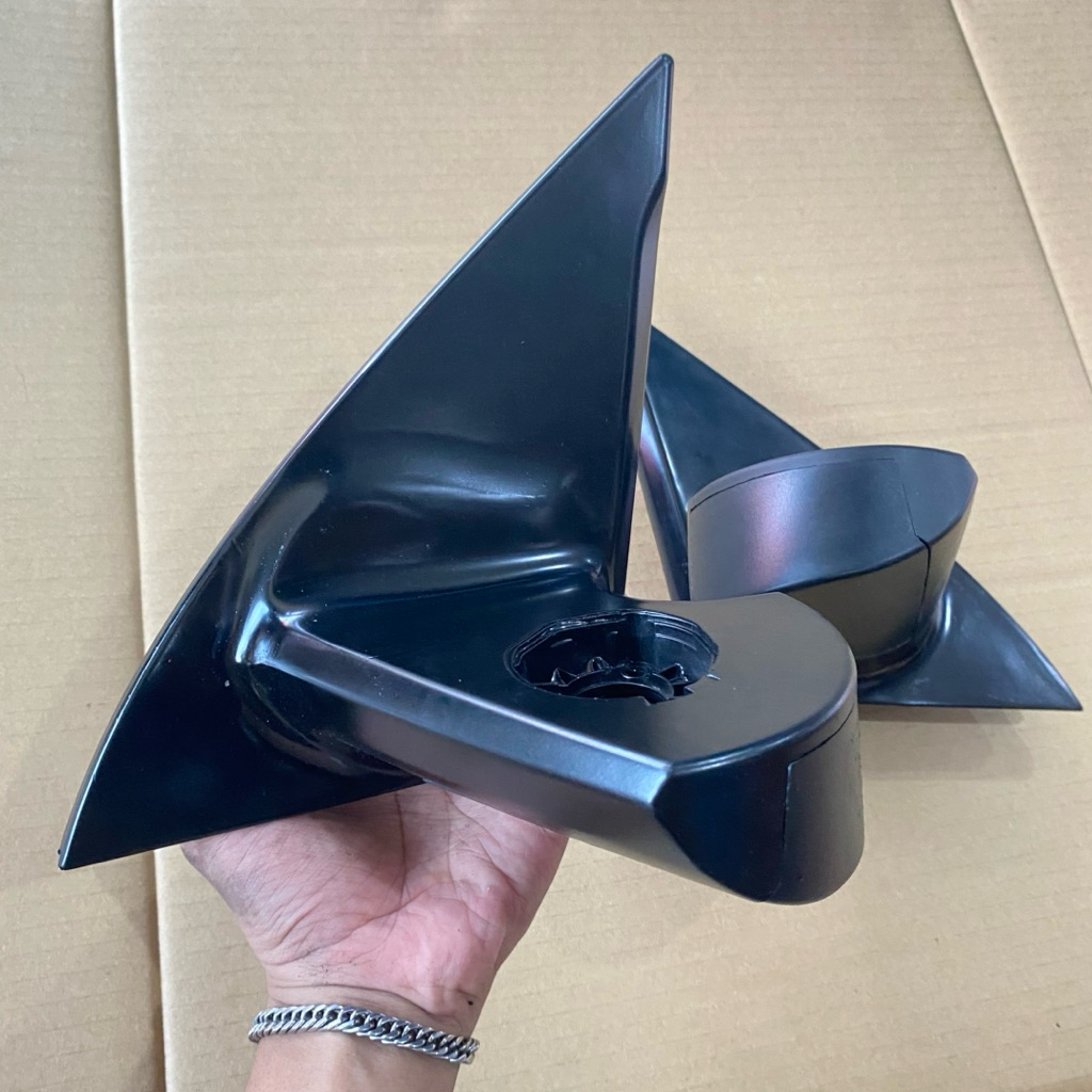 Dudukan kaki spion Avanza xenia vvti custom Pnp model avanza veloz Harga 1,250,000 rupiah*Gratis Ongkir