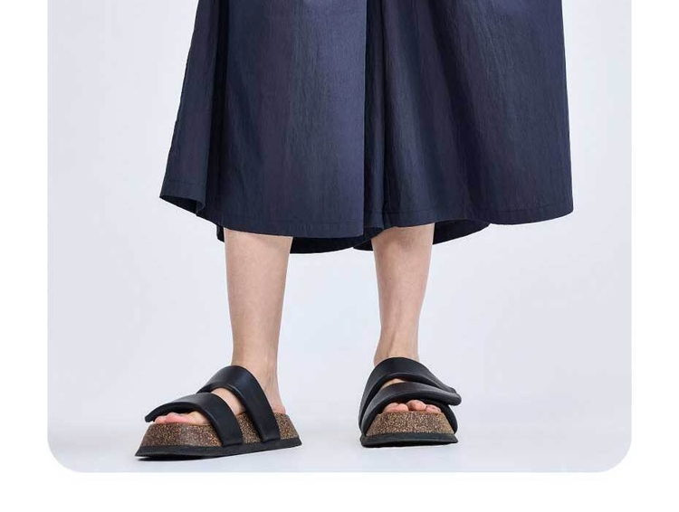 Giordano Women Elastic waist bud crop pants Free Shipping 18424604