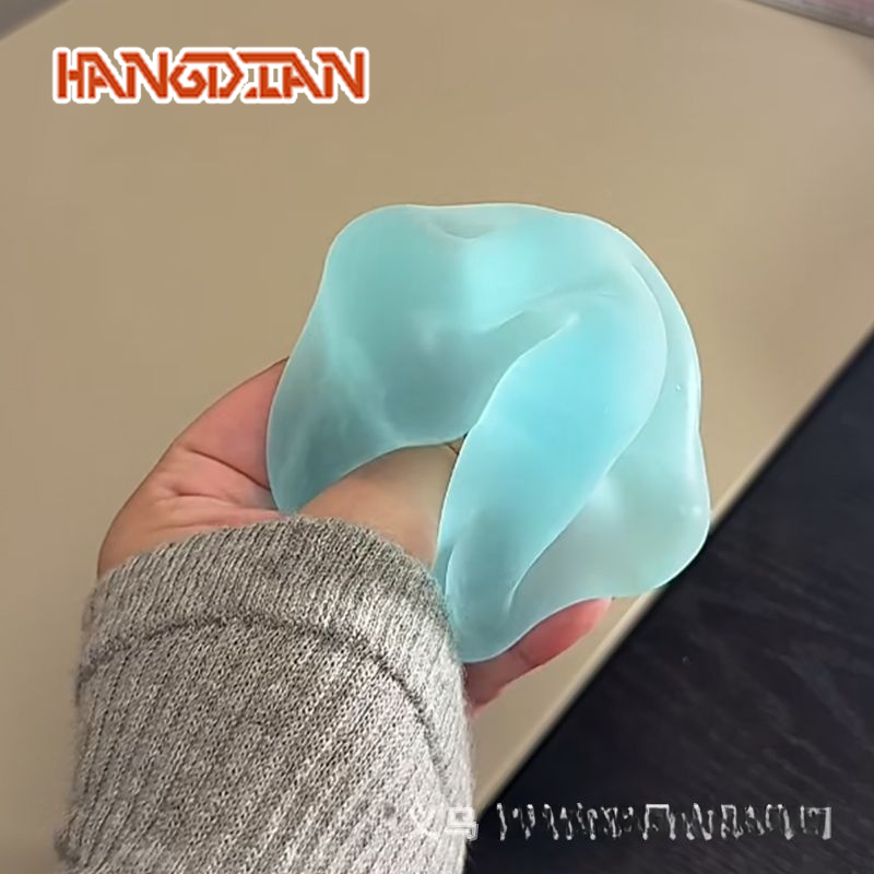 [HANGDIAN Stress Relief Squishy Toy with Slow Rebound for Relaxation and Fun,Hangdian Squishy Toys, Squishy Squeeze Toys Anti-Stress Toys, Slow Squishies, Stress Relief Toys. Slowly Bounces Back for Relaxation and Fun.,] ราคา 68 บาท*ส่งฟรี