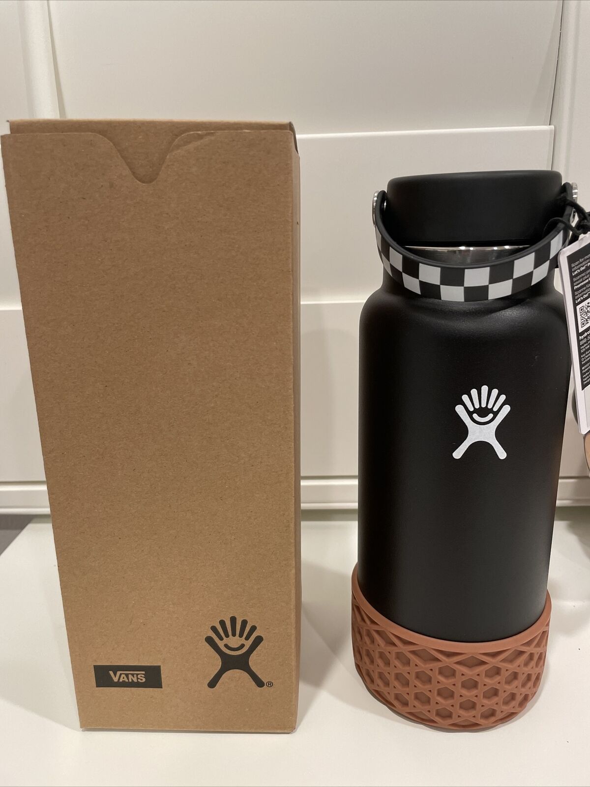 Authentic Hydro Flask X Vans Limited Edition Collection 32oz - 22oz Wide  Mouth Waffle Boot Onhand 32Oz Water Bottle 32 Oz Canning Jars - Lazada |  Lazada PH