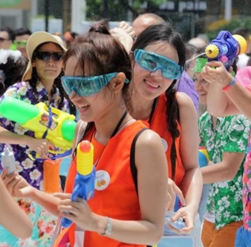 👓แว่นกันน้ำ กันฝน กันฝุ่นละออง สีใส แว่นสงกรานต์ 1 ชิ้น แว่นตาป้องกัน ราคา 16 บาท*ส่งฟรี