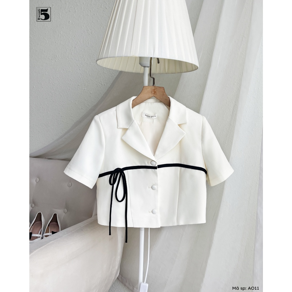 Set áo nữ Twentyfive cổ V phối nơ đen AO11 và chân váy ngắn xếp li có lót quần CVO11 (Tách set)