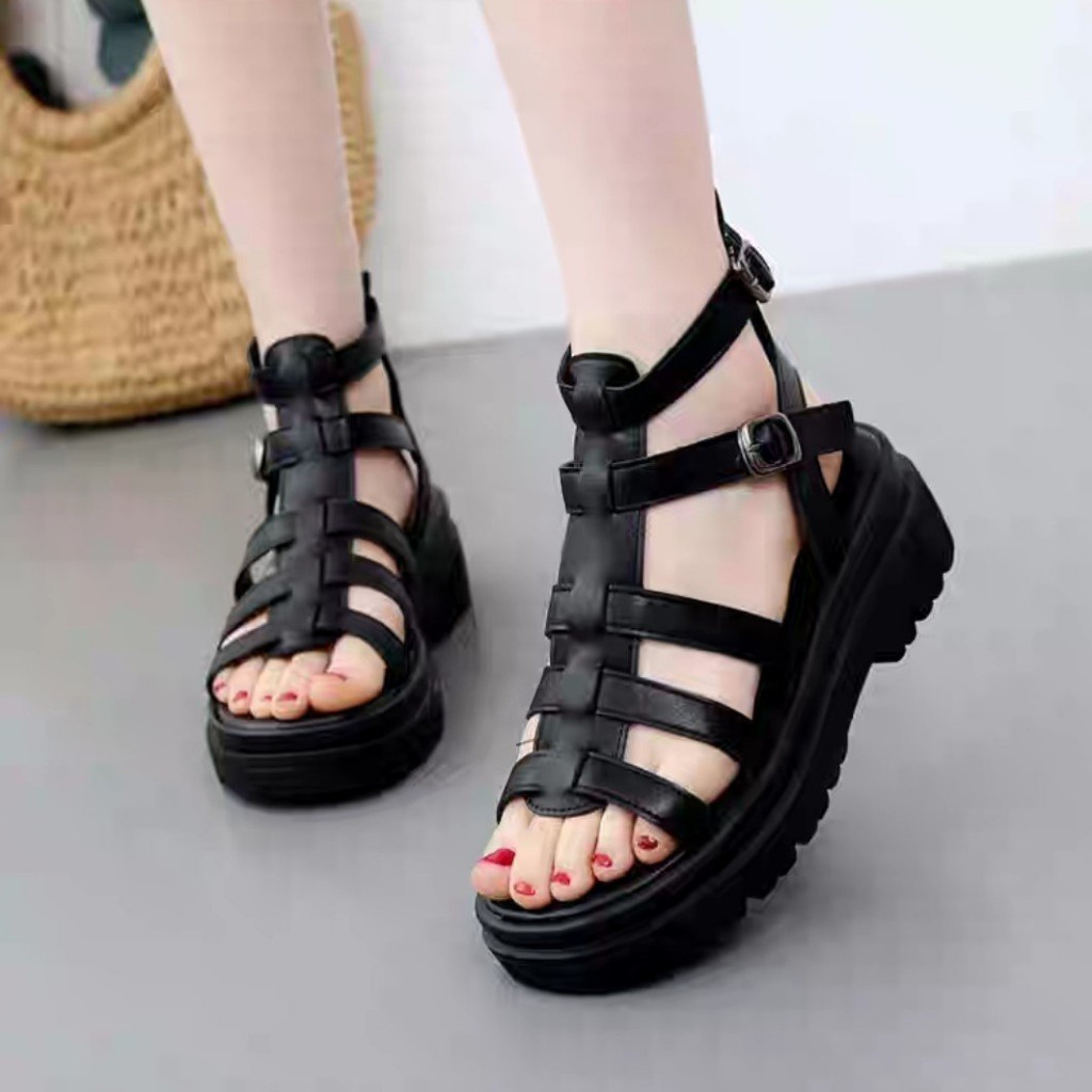 XINH XỈU - Giày xăng đan nữ quai hậu rọ hở mũi cổ cao cá tính đế PU nhẹ cao 5p