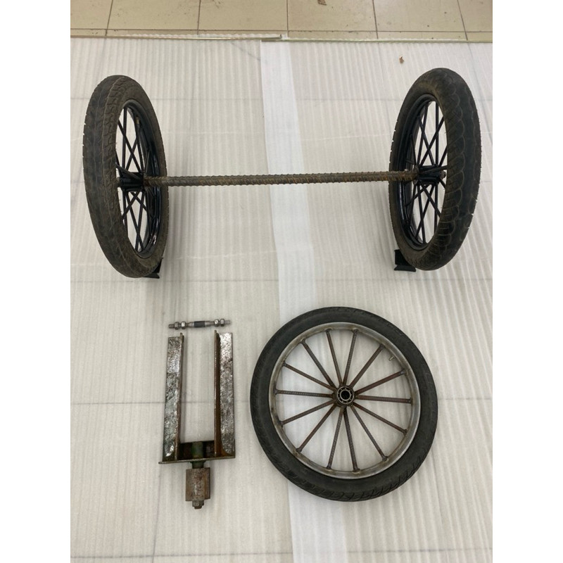 Bộ trục bánh sau vành đen và bộ càng bánh lái trước chế xe lôi,xe ba gác,trục thép đặc phi 28
