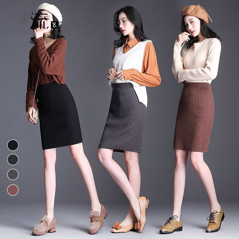 Chân váy len dáng ngắn xẻ tà