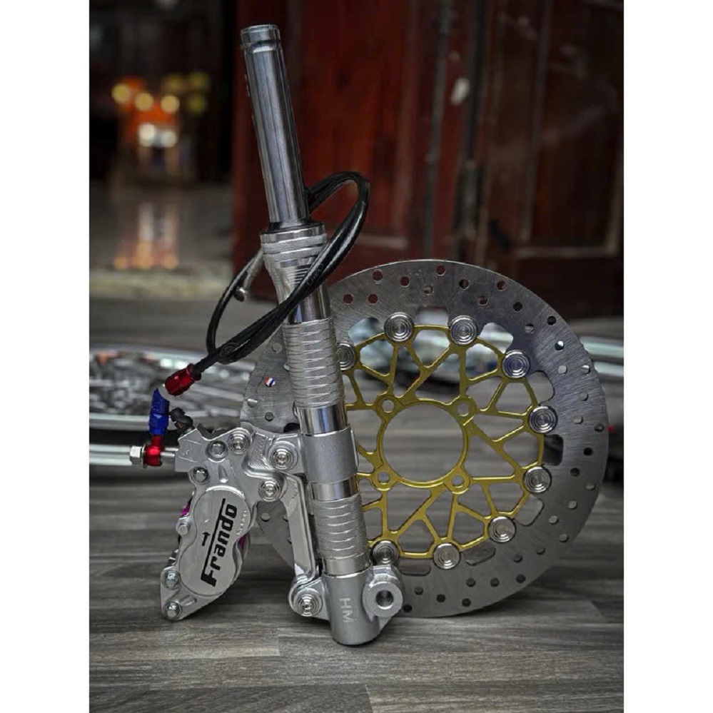    Combo gắn mâm 4 lỗ   Đĩa NVM Vàng size 267mm + heo Frando 4pis Bạc + dây dầu Nhôm + pát Cnc lỗ ốc 10li 