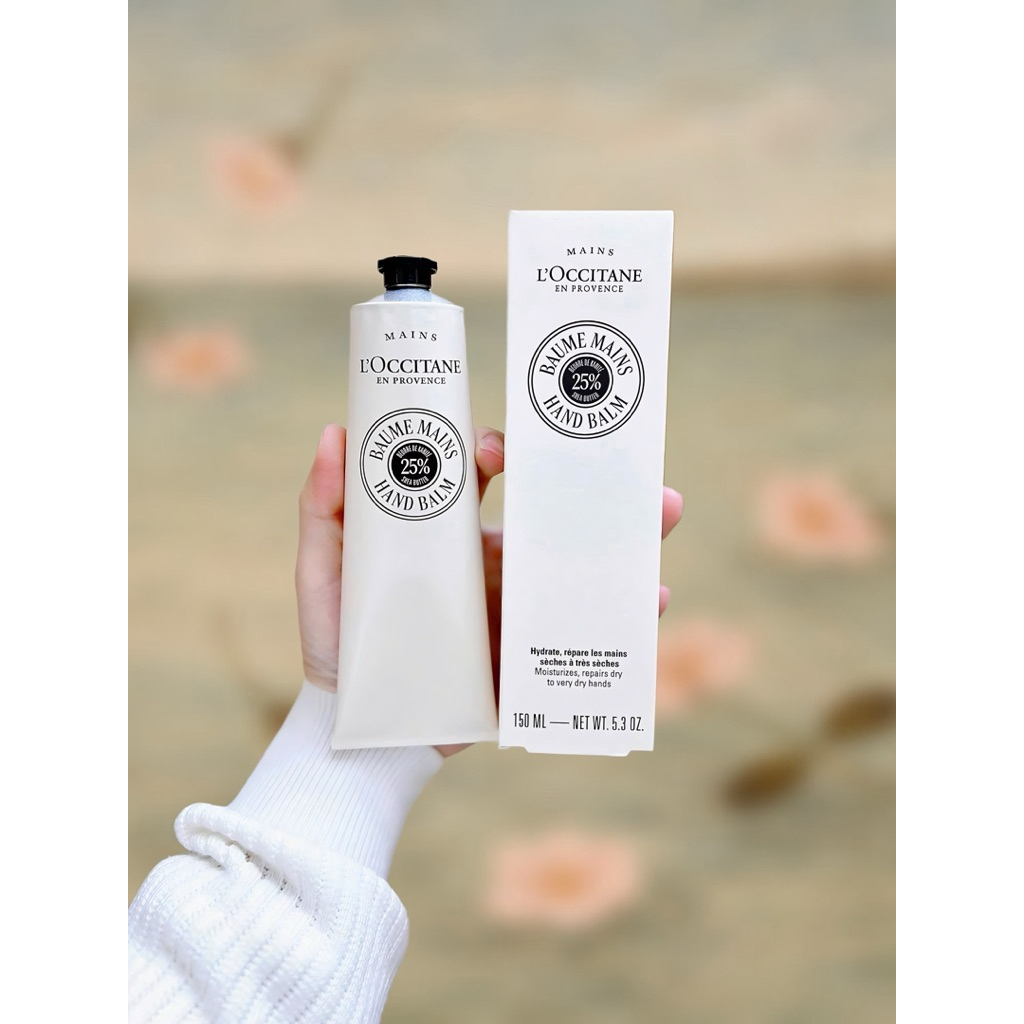 KEM DƯỠNG DA TAY CHUYÊN SÂU L’O©️©️ITANE BAUME MAINS HAND BALM 25% SHEA BUTTER 150ML - Công thức được tăng cường thêm 25% Bơ Đậu Mỡ hữu cơ, hòa quyện với hỗn hợp mật ong, hạnh nhân và dầu dừa 🍃 Chất kem sẽ ngấm sâu và nuôi dưỡng những đôi bàn tay bị k