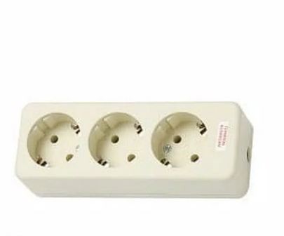 STOP KONTAK 3 LUBANG / OUTLET UTICON ST-138 / STOPKONTAK 3 GANG MURAH Harga  21,000 Ringgit*Penghantaran Percuma