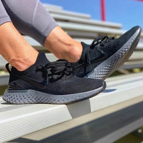 nike epic react flyknit 2 white blue